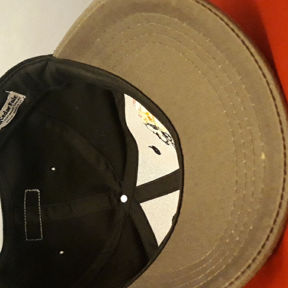 Snoopy Hat - Picture 3 of 3